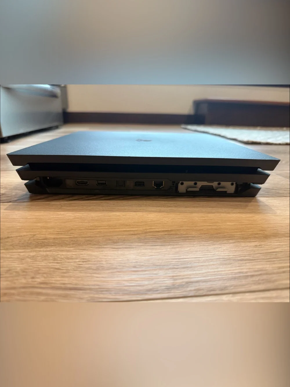 PS4 Pro Console Bundle (1TB *SSD*)